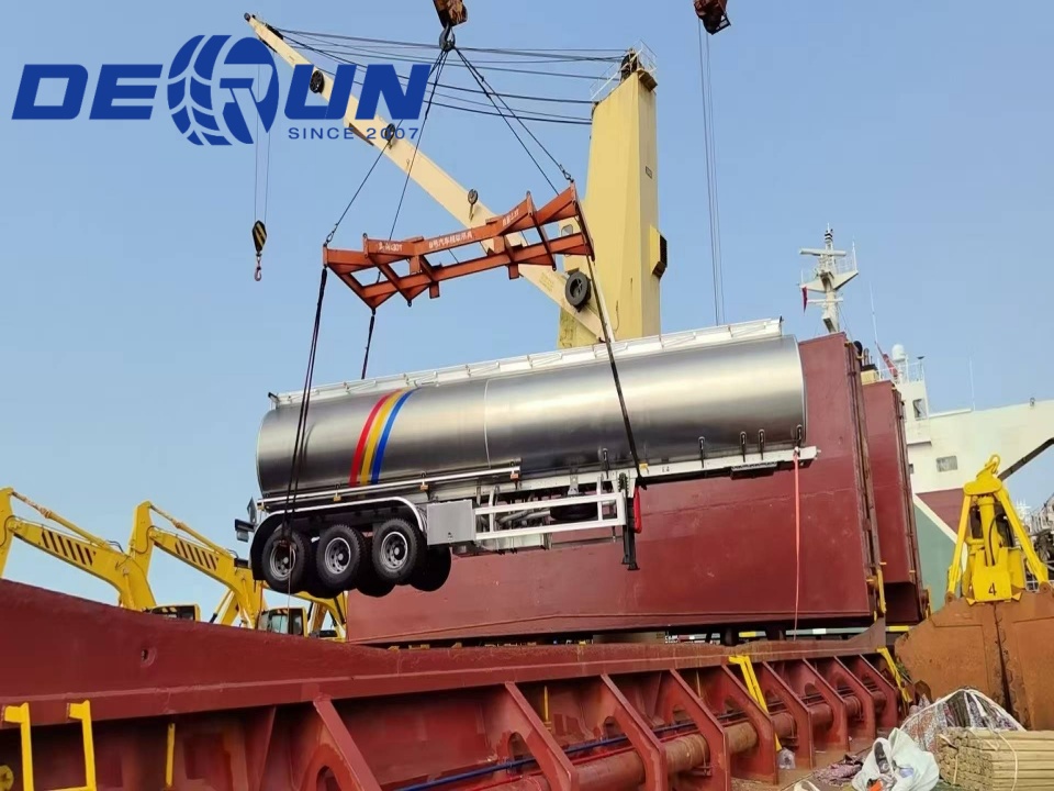 DERUN Three-axle Aluminum Alloy Oil Tank Semi Trailer Shipped to Argentina