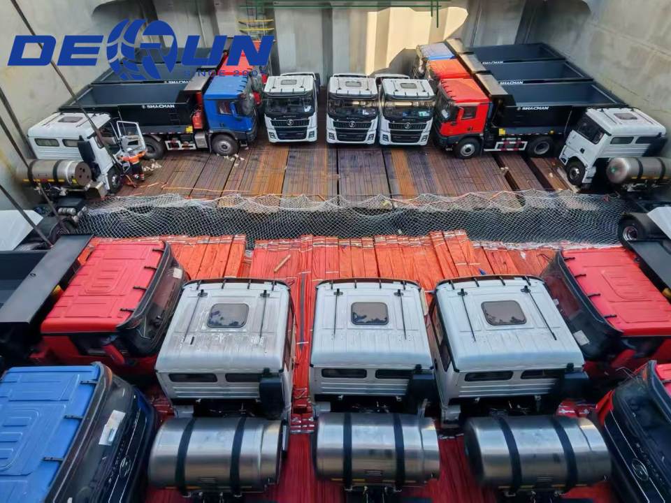 Derun successfully shipped Shacman heavy trucks to South America in bulk