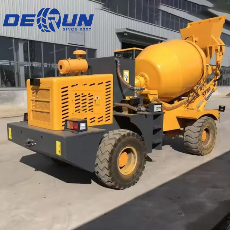 Luzun 3cbm Self Loading Concrete Mixer Light Truck with Rotary Drum
