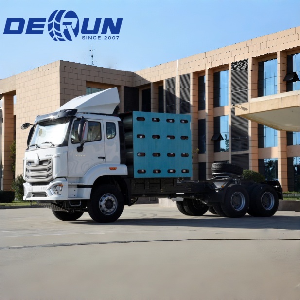 Sinotruk Howo 6x4 CNG NX Tractor Truck