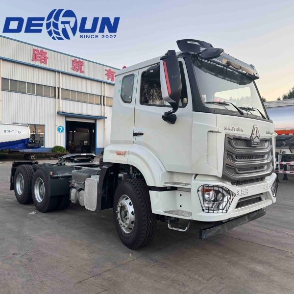 Sinotruk HOWO NX 6×4 tractor truck